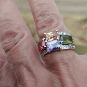 Elegant Multi-Color Gemstone Ring